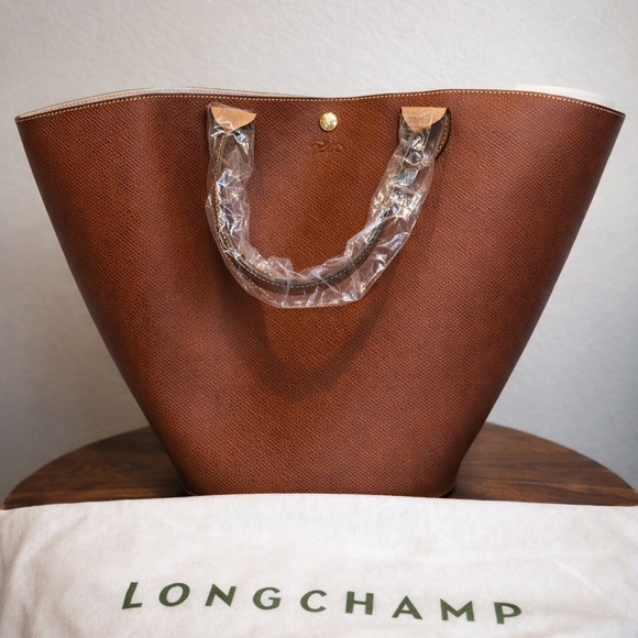 Longchamp Handbags - Longchamp Epure XL Top Handle Leather Tote